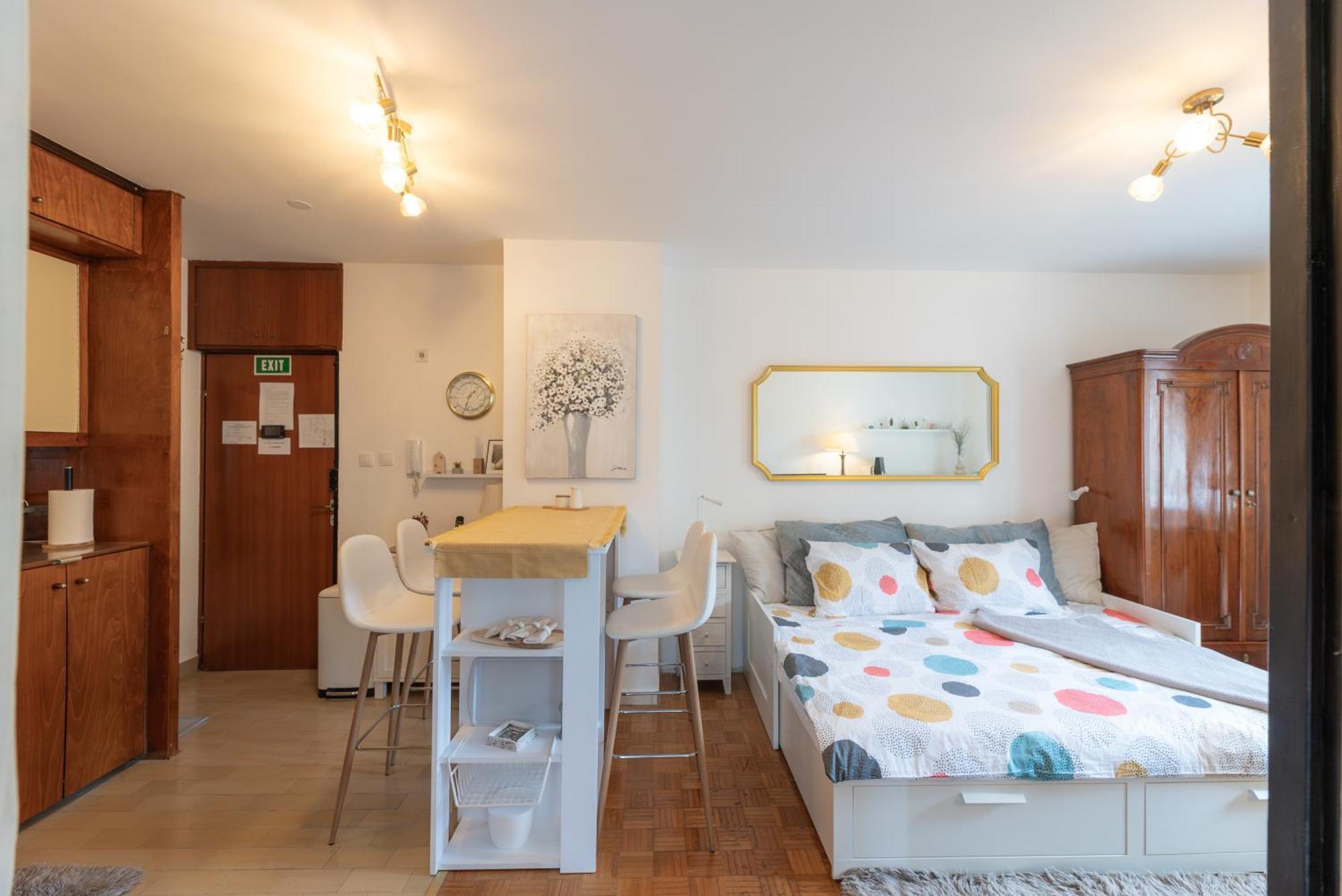 Studio Apartman Providenca Сплит Экстерьер фото