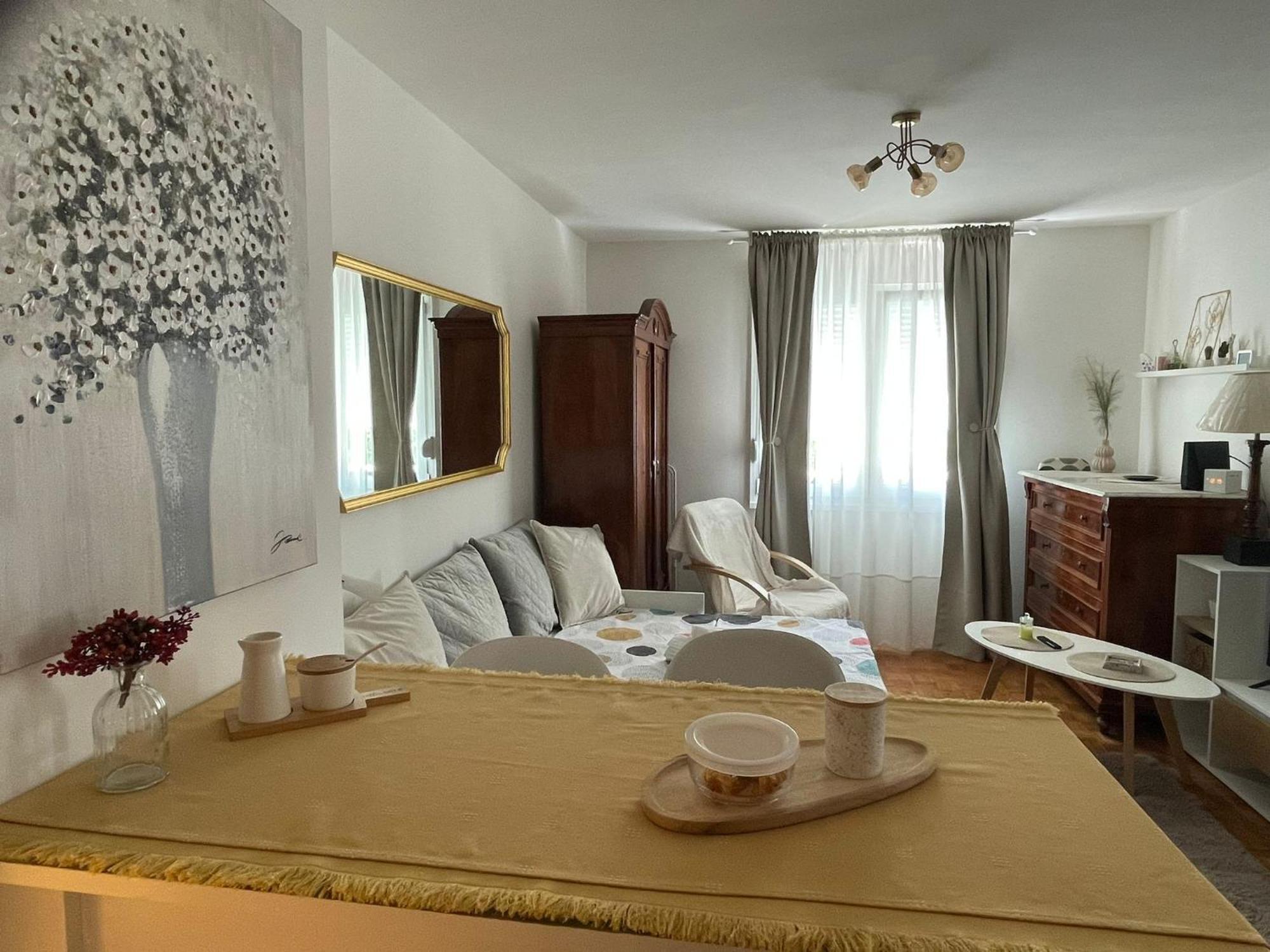 Studio Apartman Providenca Сплит Экстерьер фото